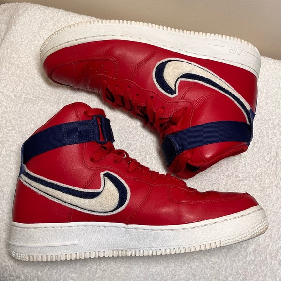 Air Force 1 High LV8 size 9 - Picture 3 of 9